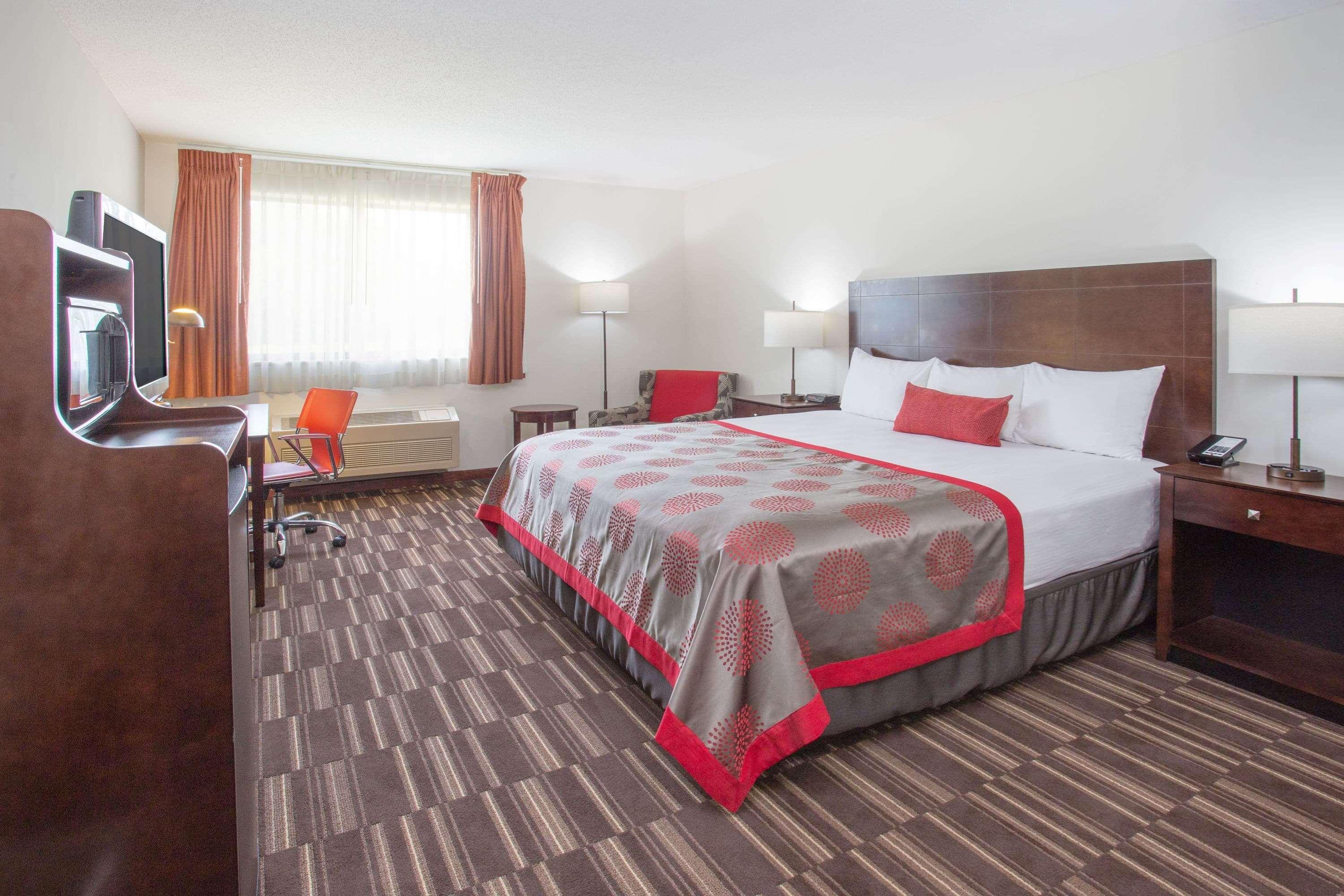 Best Western University Inn Urbana Exterior photo