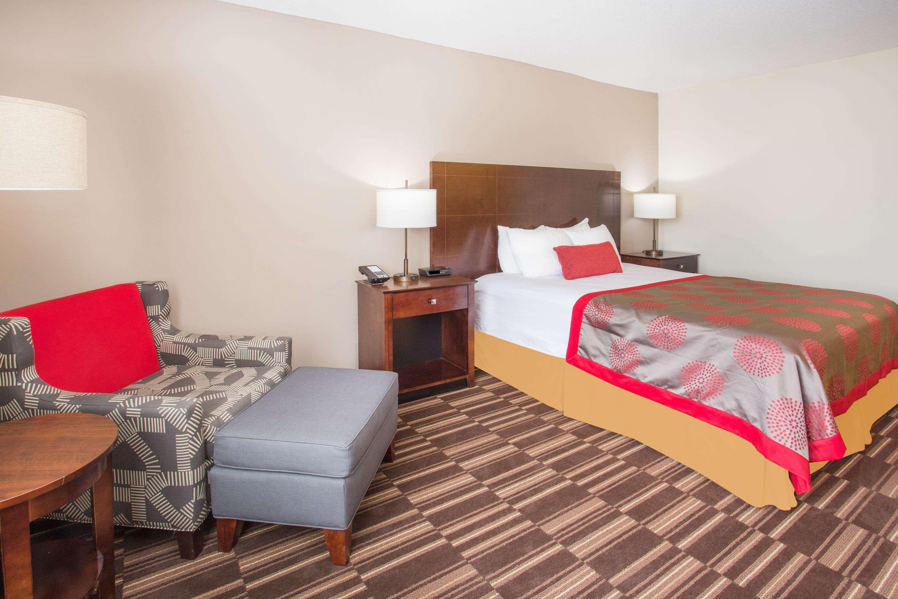 Best Western University Inn Urbana Exterior photo