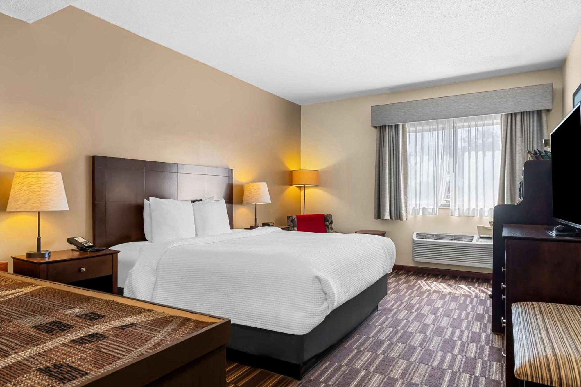 Best Western University Inn Urbana Exterior photo